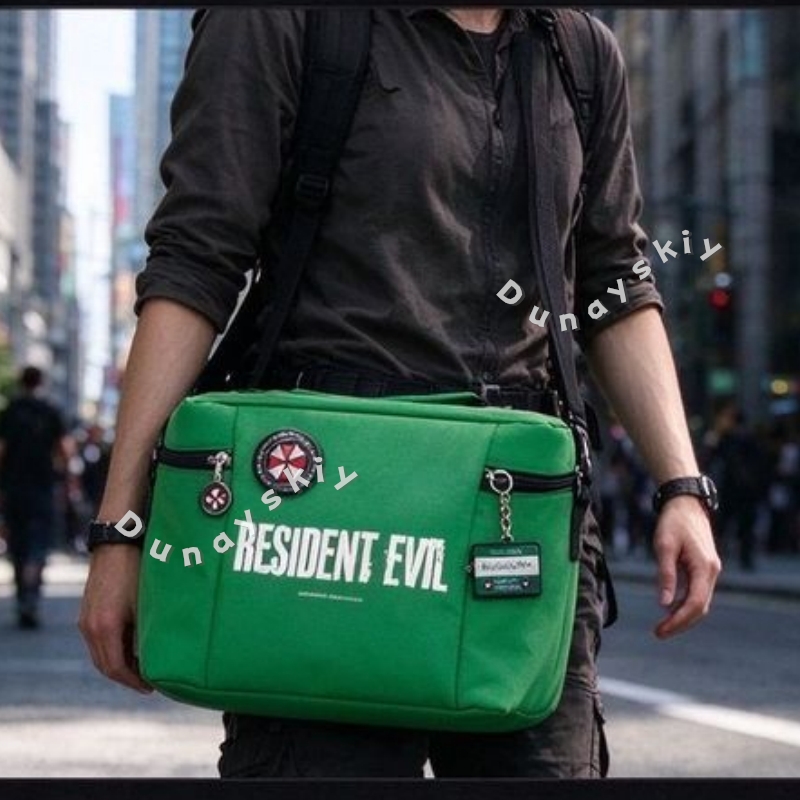 First Aid Kit - RE応急処置キット風のクロスボディバッグ、キーチェーン、小道具、悪役ブライアンのコスプレ、ライトフット、医療用、ハロウィーン、緊急時用、収納用。